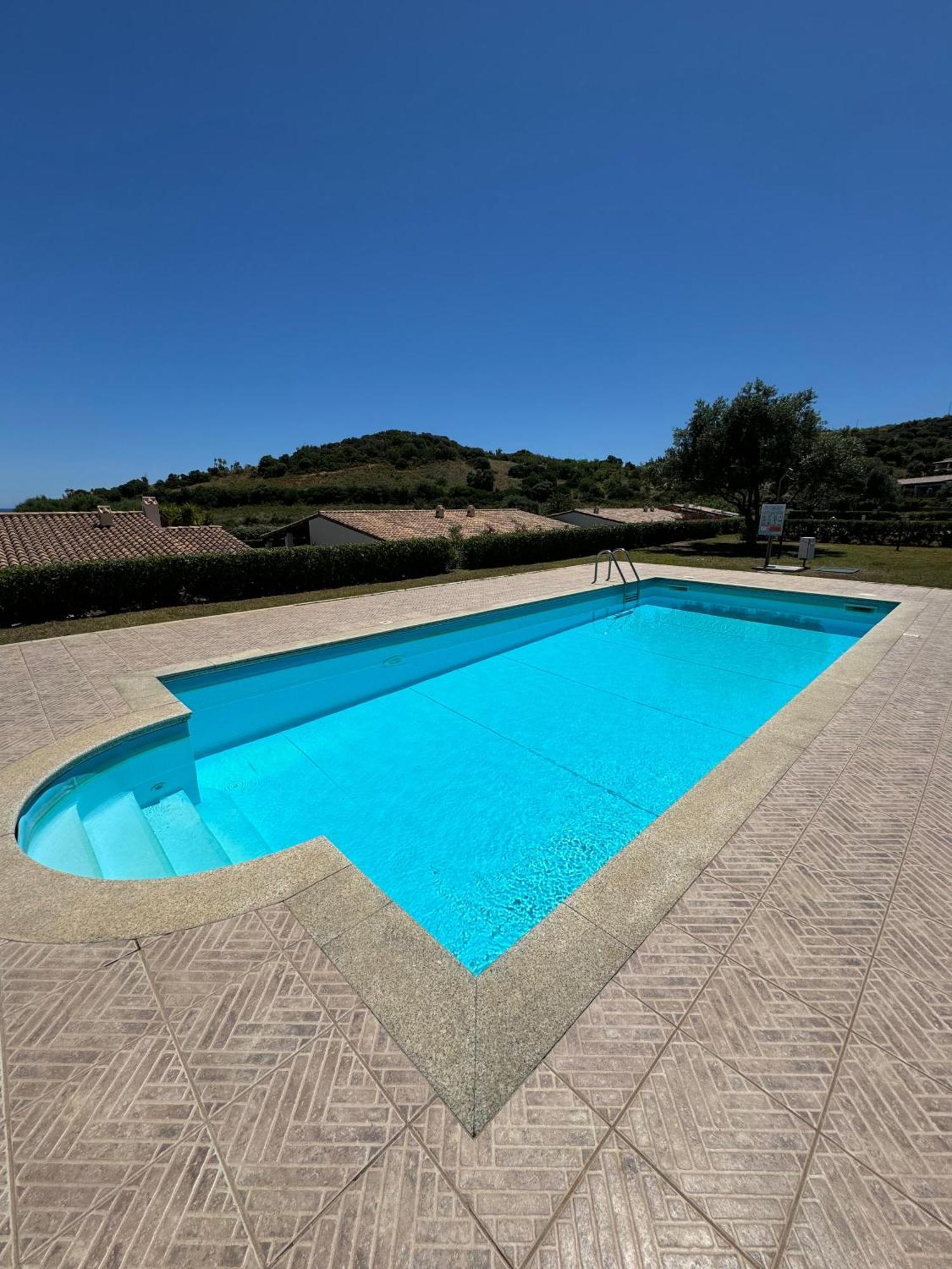 Casa Vacanze Con Piscina E Vista Mare Esclusiva Per Coppie E Famiglie, Relax E Tranquillita Tertenìa 外观 照片