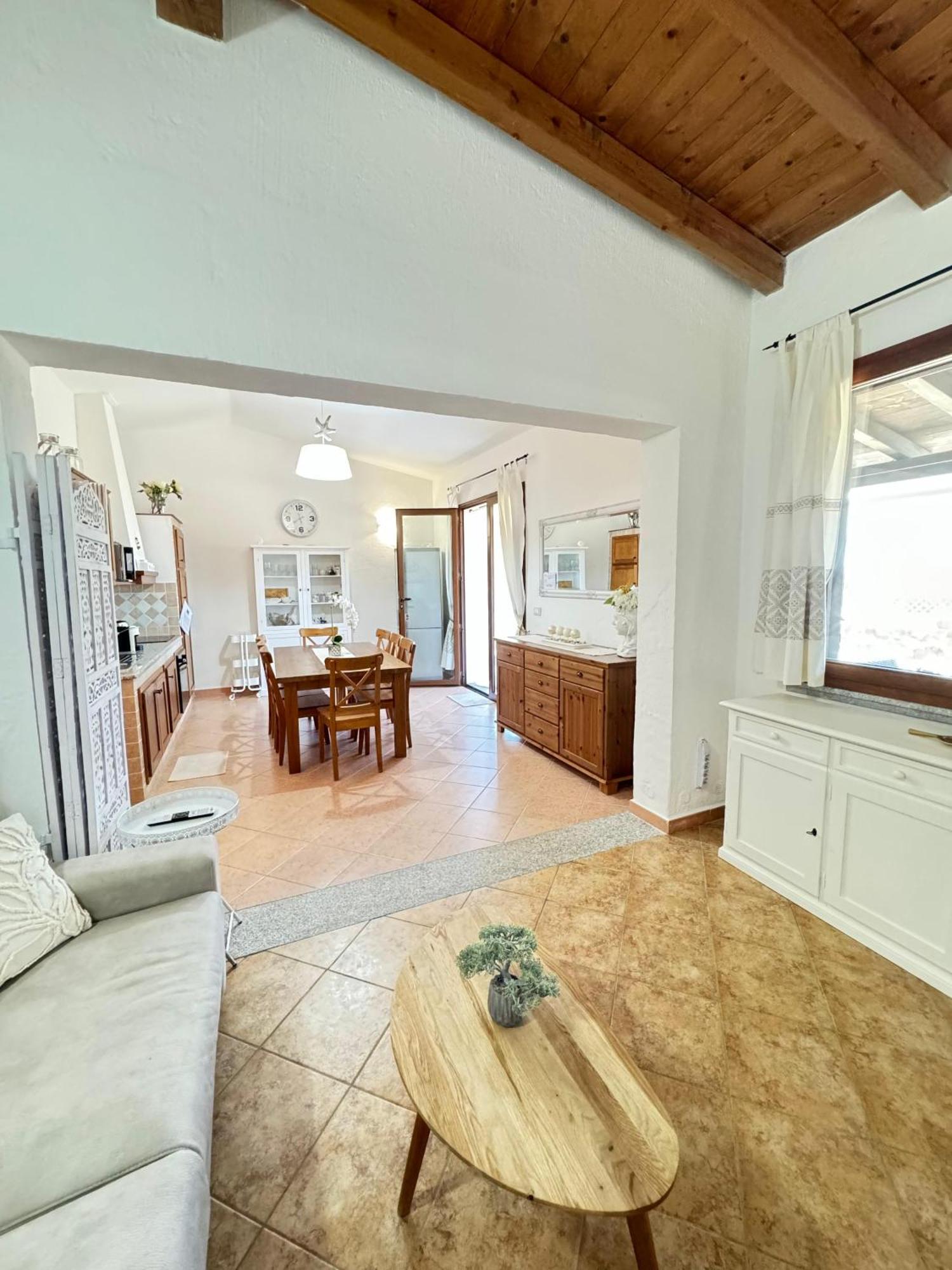 Casa Vacanze Con Piscina E Vista Mare Esclusiva Per Coppie E Famiglie, Relax E Tranquillita Tertenìa 外观 照片